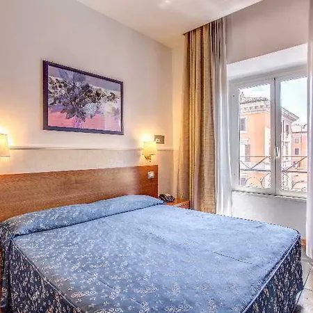 马肯托尼欧酒店 2*